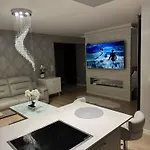 Akoya Apartment Cristal Bianco *