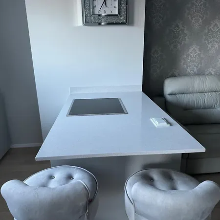 Akoya Apartment Premium Glamour דירה קושאלין