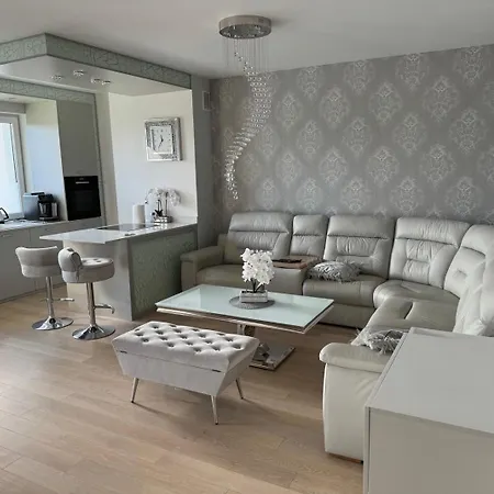 דירה Akoya Apartment Premium Glamour קושאלין