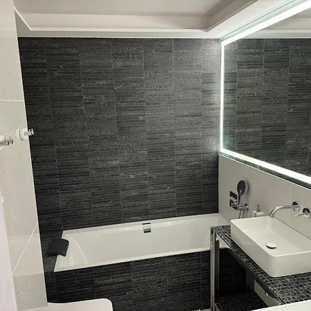 Akoya Apartment Premium Glamour דירה