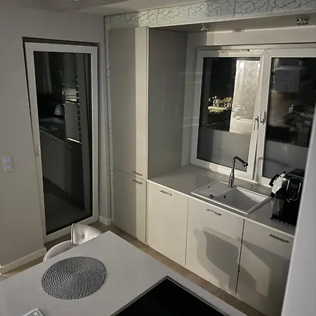 Akoya Apartment Premium Glamour דירה *